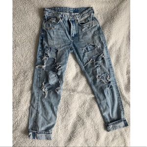 &Denim Boyfriend Distressed Jeans